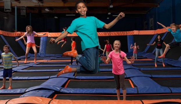 Hosting Unforgettable Parties at the Trampoline Park